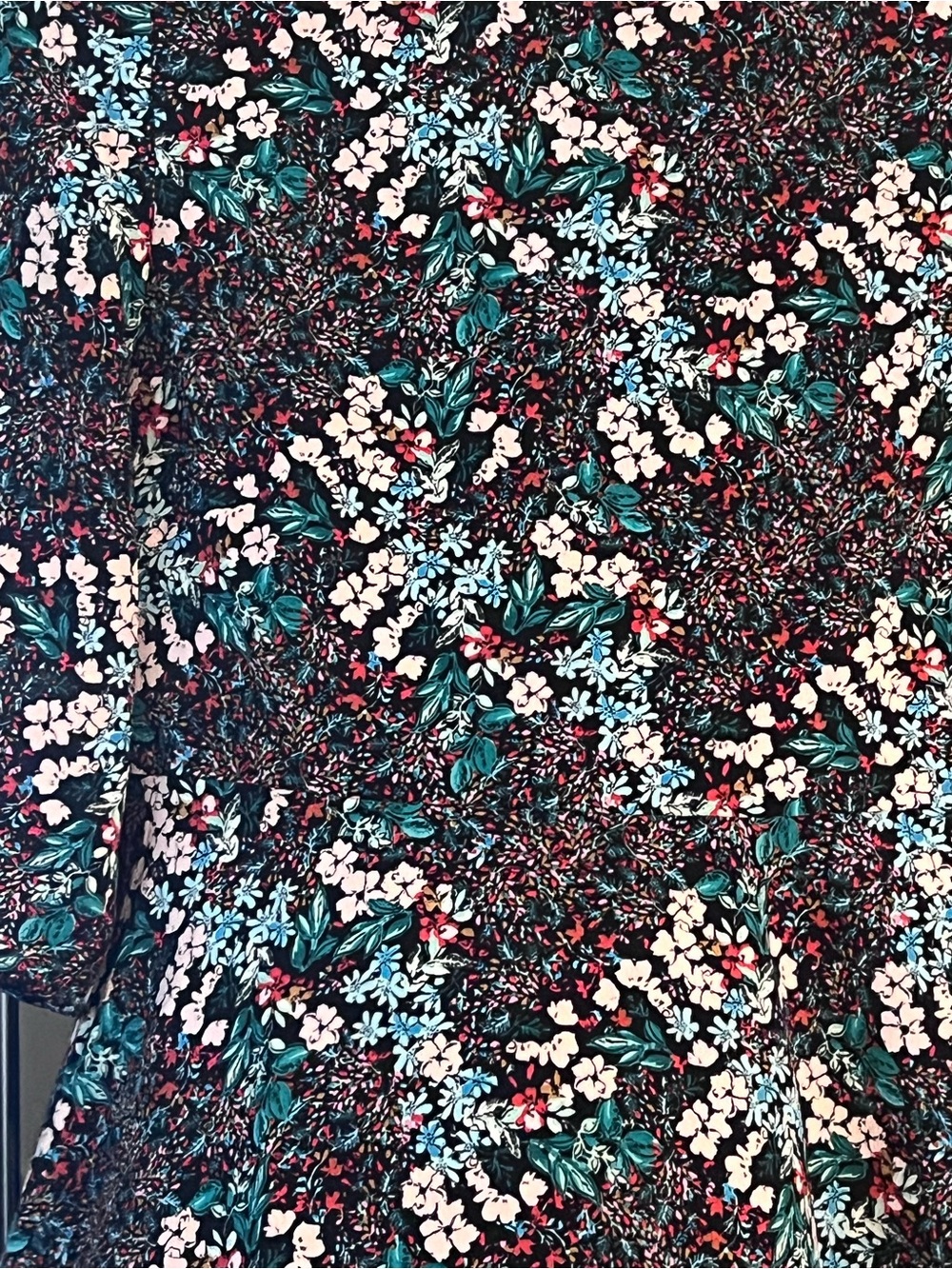 Beautiful Xara Black Floral Flutter Sleeve Flowy Mini Dress Sz Small - Picture 3 of 5